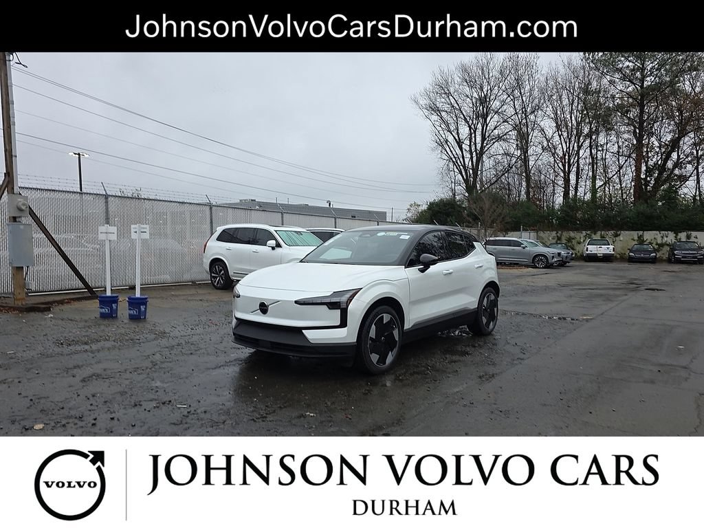 New 2025 Volvo EX30 Plus w/ Protection Package Premier