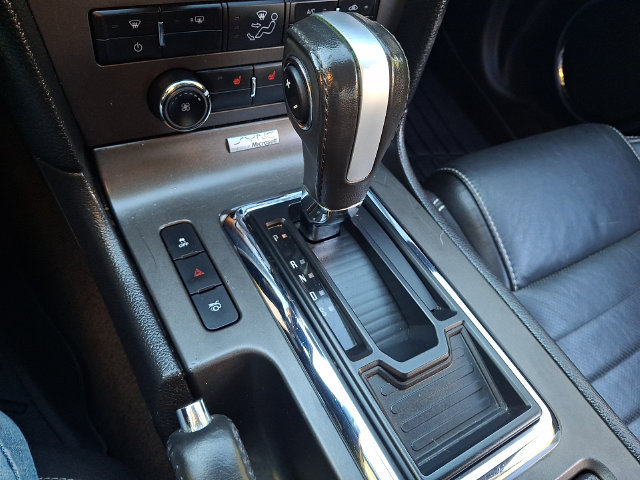 Used 2013 Ford Mustang GT Premium w/ Security Pkg RWD image 14