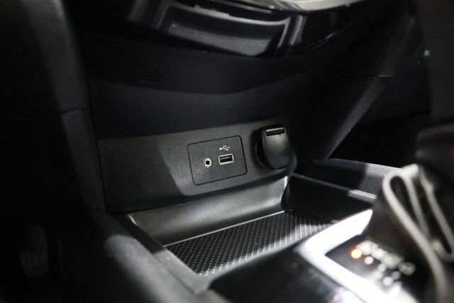 Used 2018 Nissan Rogue SV w/ Premium Package image 27