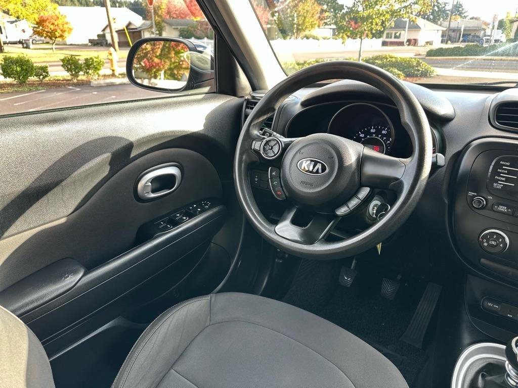 Used 2014 Kia Soul FWD image 10