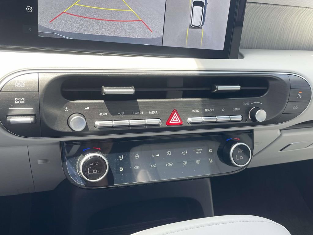 Used 2026 Hyundai Palisade Calligraphy FWD image 23