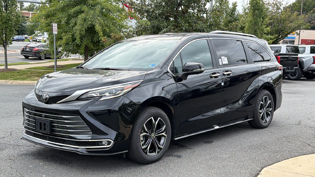 New 2026 Toyota Sienna Platinum AWD/4WD image 2