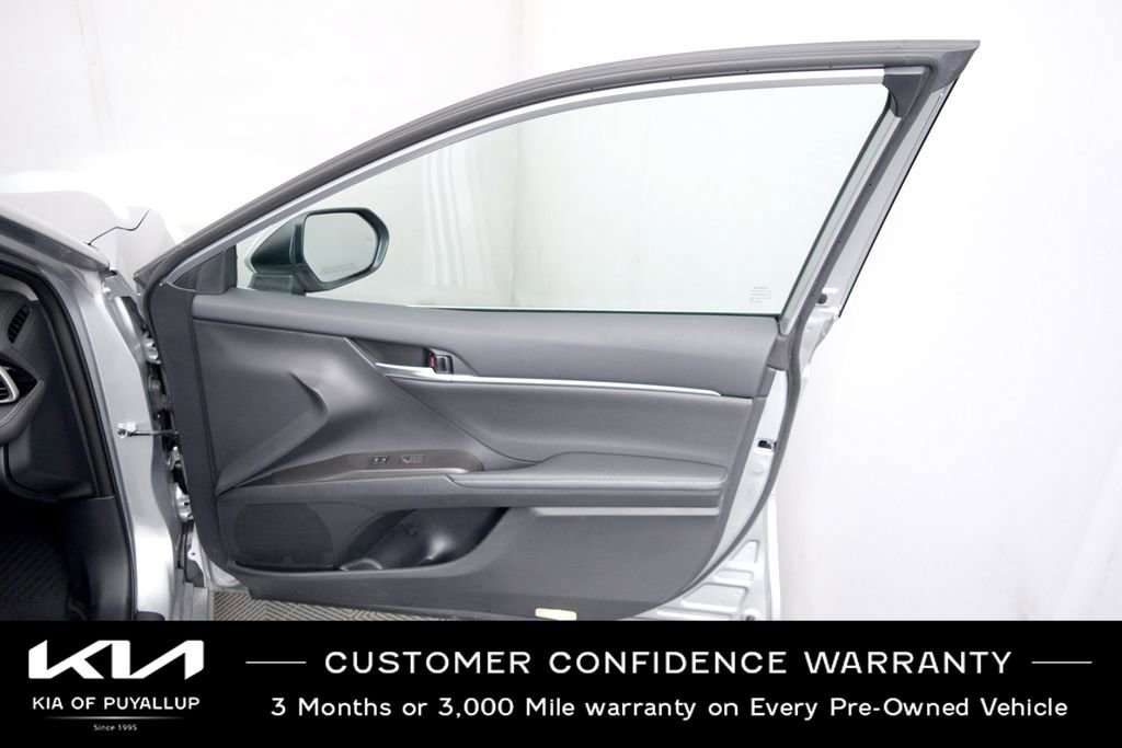 Used 2024 Toyota Camry XSE w/ Navigation Package FWD image 15