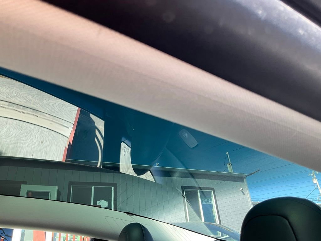 Used 2023 Tesla Model 3 Standard Range image 30