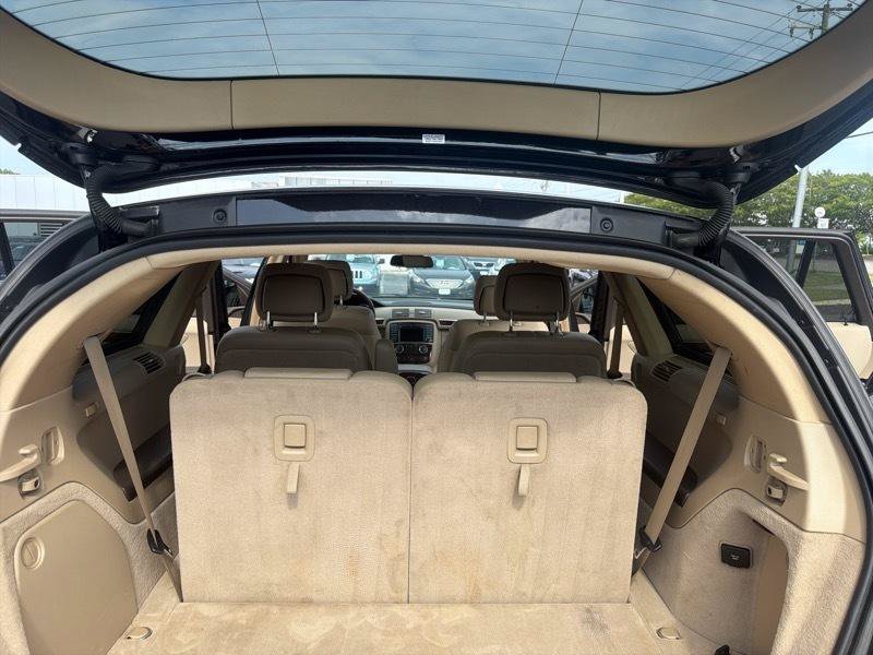 Used 2011 Mercedes-Benz R 350 4MATIC image 18