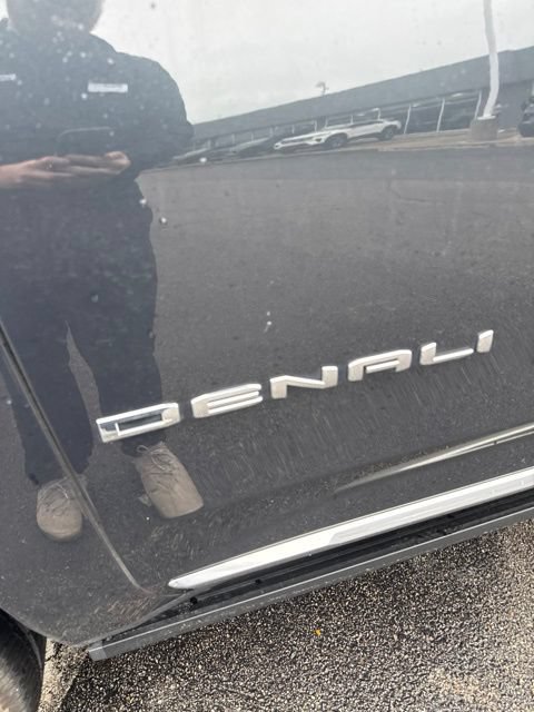 Used 2022 GMC Yukon Denali AWD/4WD image 18