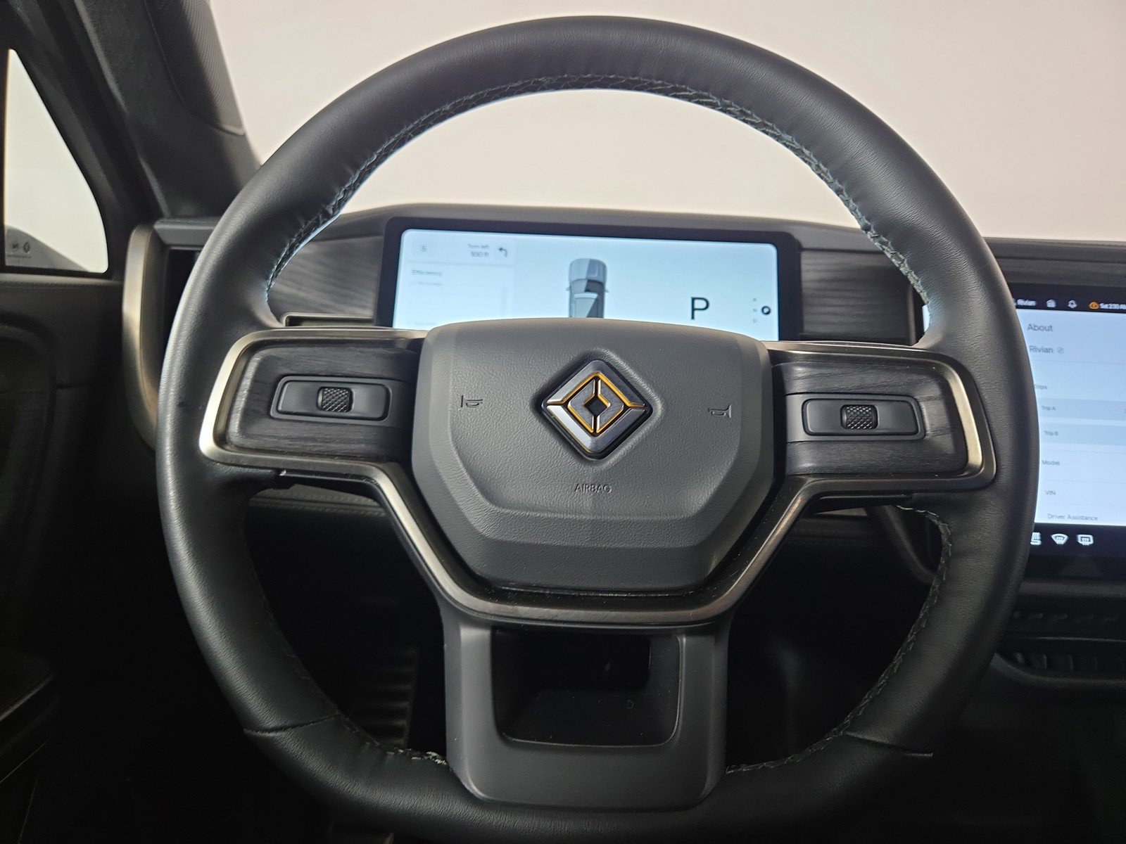 Used 2024 Rivian R1S Adventure AWD/4WD image 28