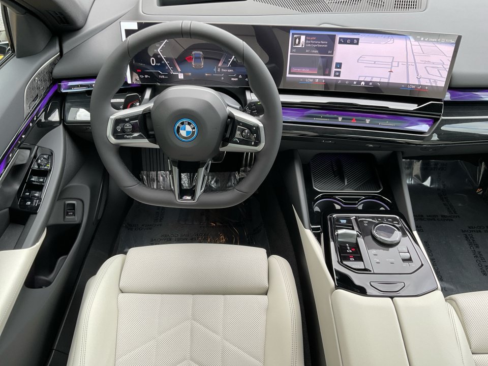 New 2027 BMW i5 xDrive40 w/ M Sport Package AWD/4WD image 33