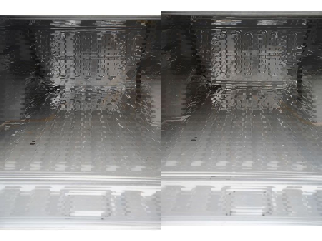 Used 2021 Jeep Gladiator Sport image 13