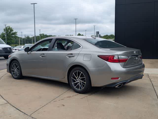 Used 2016 Lexus ES 350 w/ Luxury Package w/Wood Trim FWD image 7