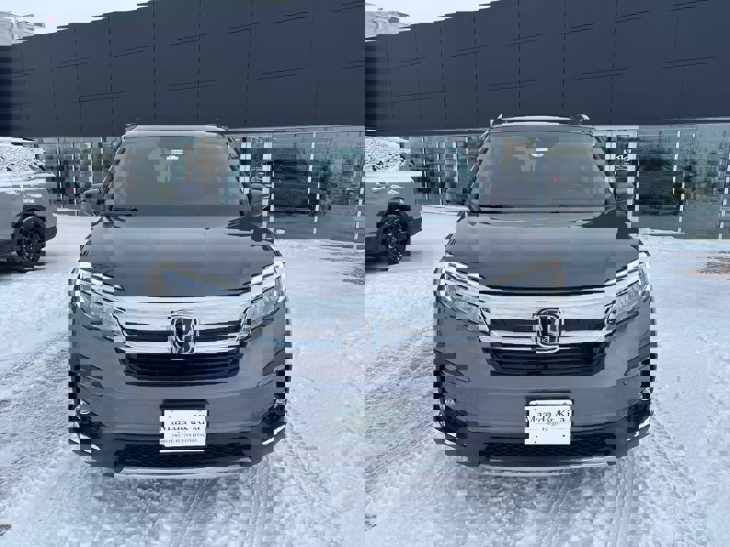 Used 2019 Honda Pilot Elite image 2