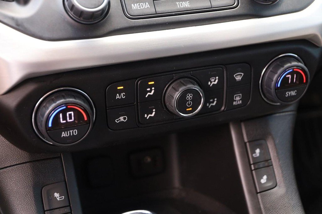 Used 2019 GMC Acadia SLT FWD image 20