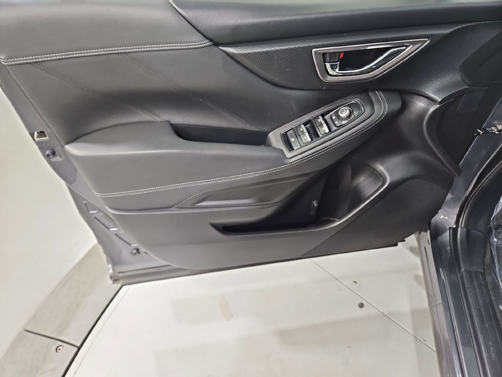 Used 2020 Subaru Forester Limited AWD/4WD image 11
