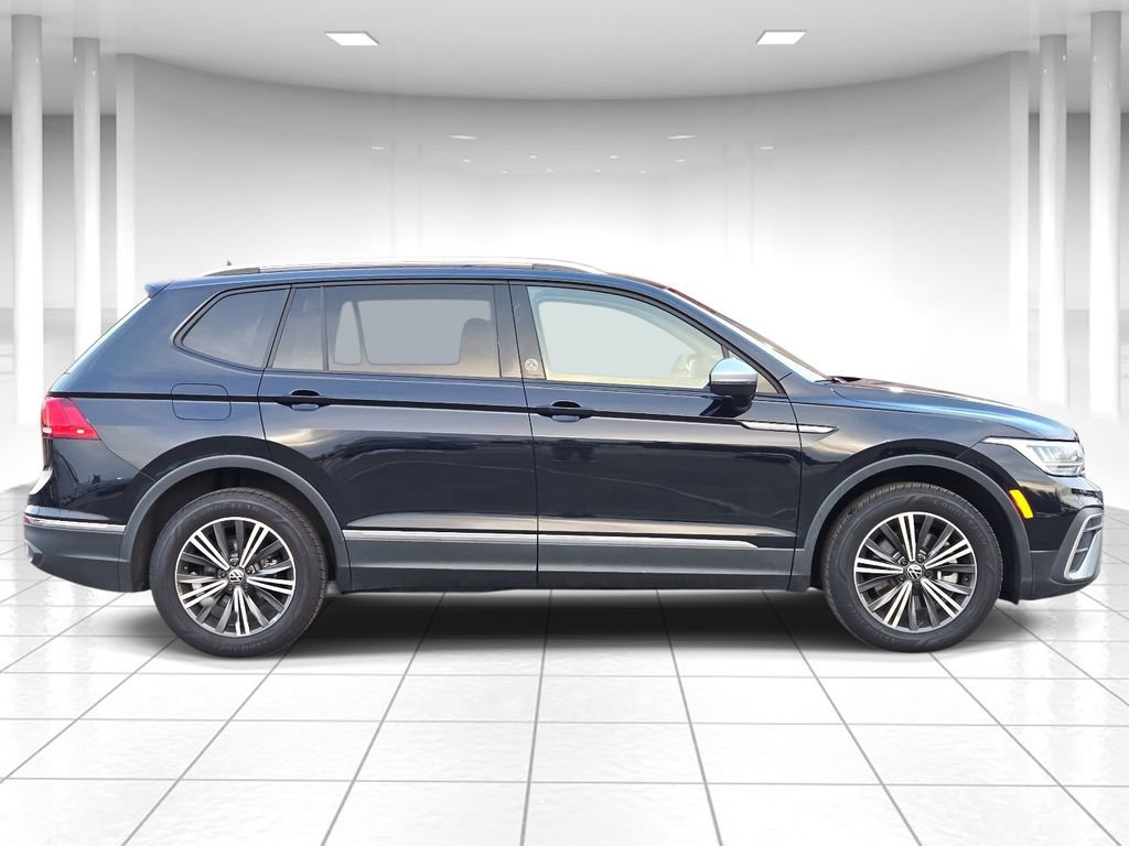 Used 2024 Volkswagen Tiguan Wolfsburg Edition image 2