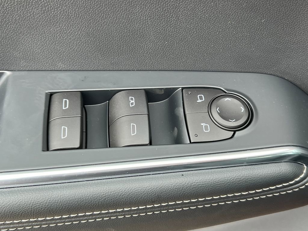 New 2026 GMC Acadia Elevation w/ Black Edition AWD/4WD image 15