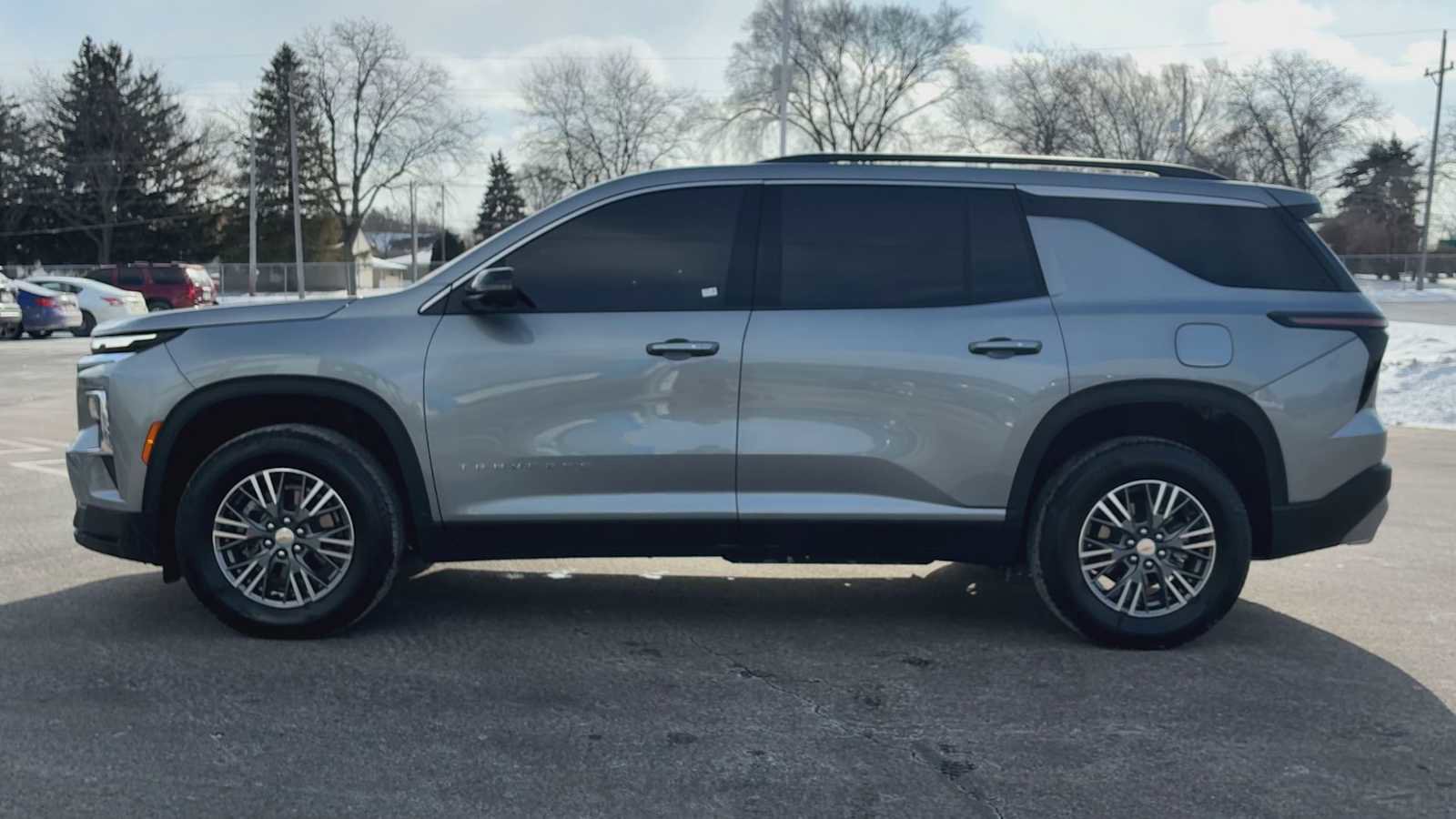 Certified 2024 Chevrolet Traverse LT w/ LPO, Floor Liner Package image 5