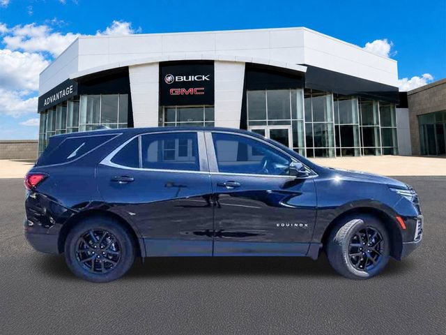 Used 2023 Chevrolet Equinox LT FWD image 9