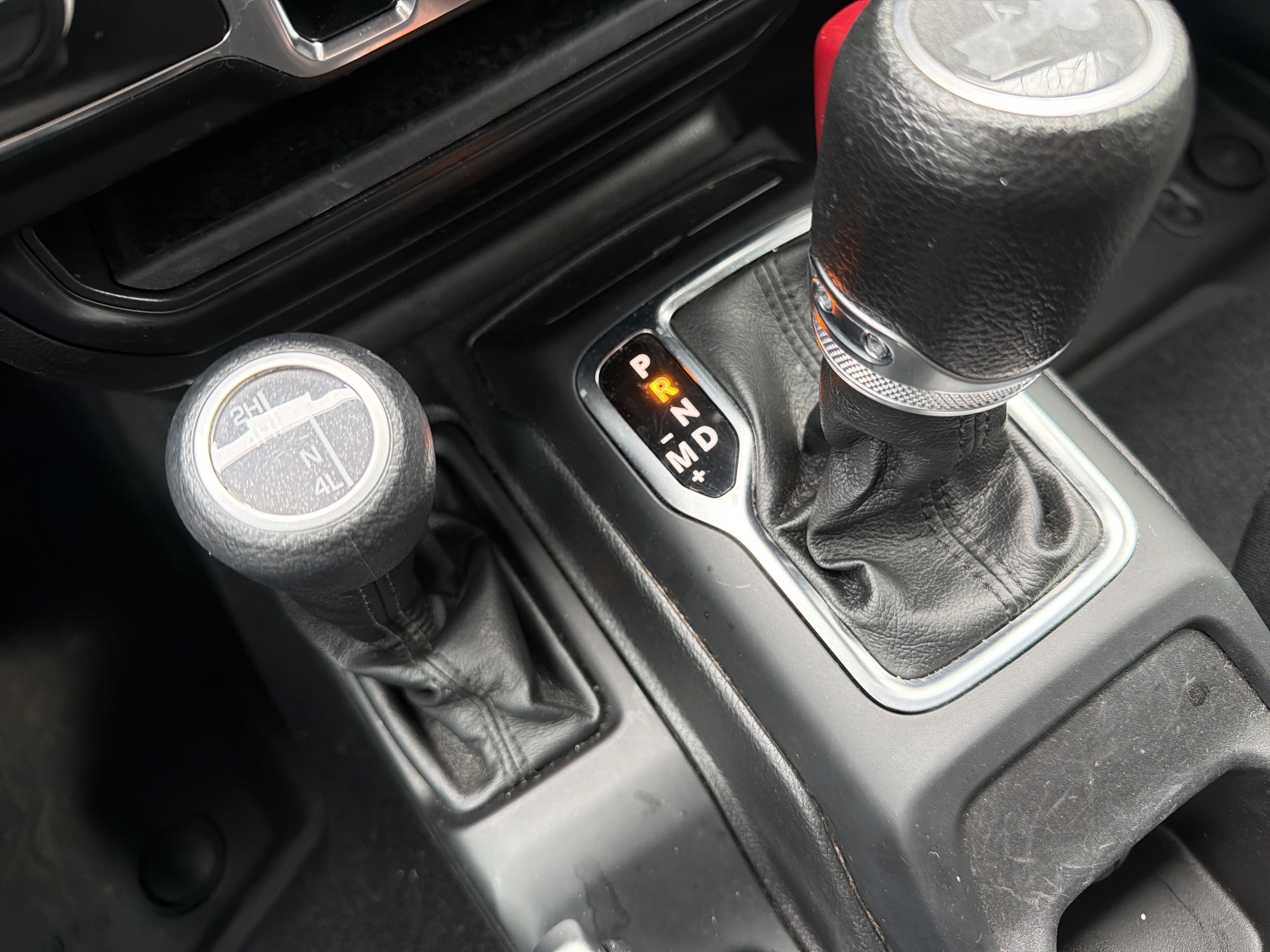 Certified 2023 Jeep Wrangler Willys AWD/4WD image 27