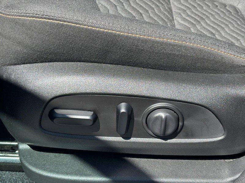 Used 2020 Chevrolet Equinox LT image 15