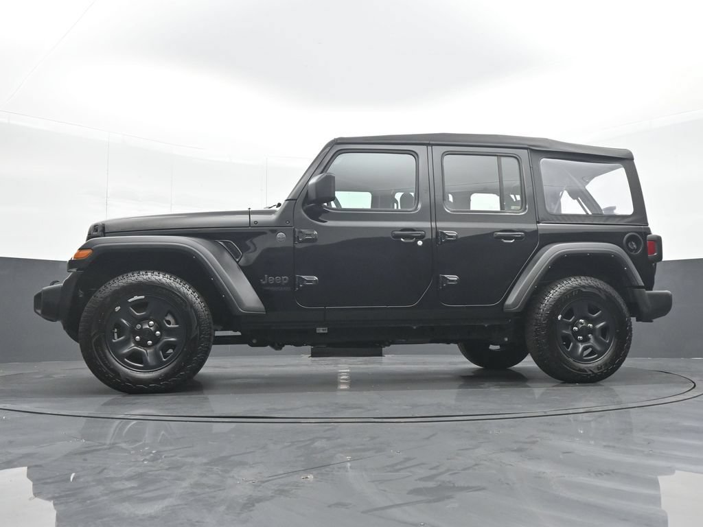 Used 2022 Jeep Wrangler Unlimited Sport AWD/4WD image 26