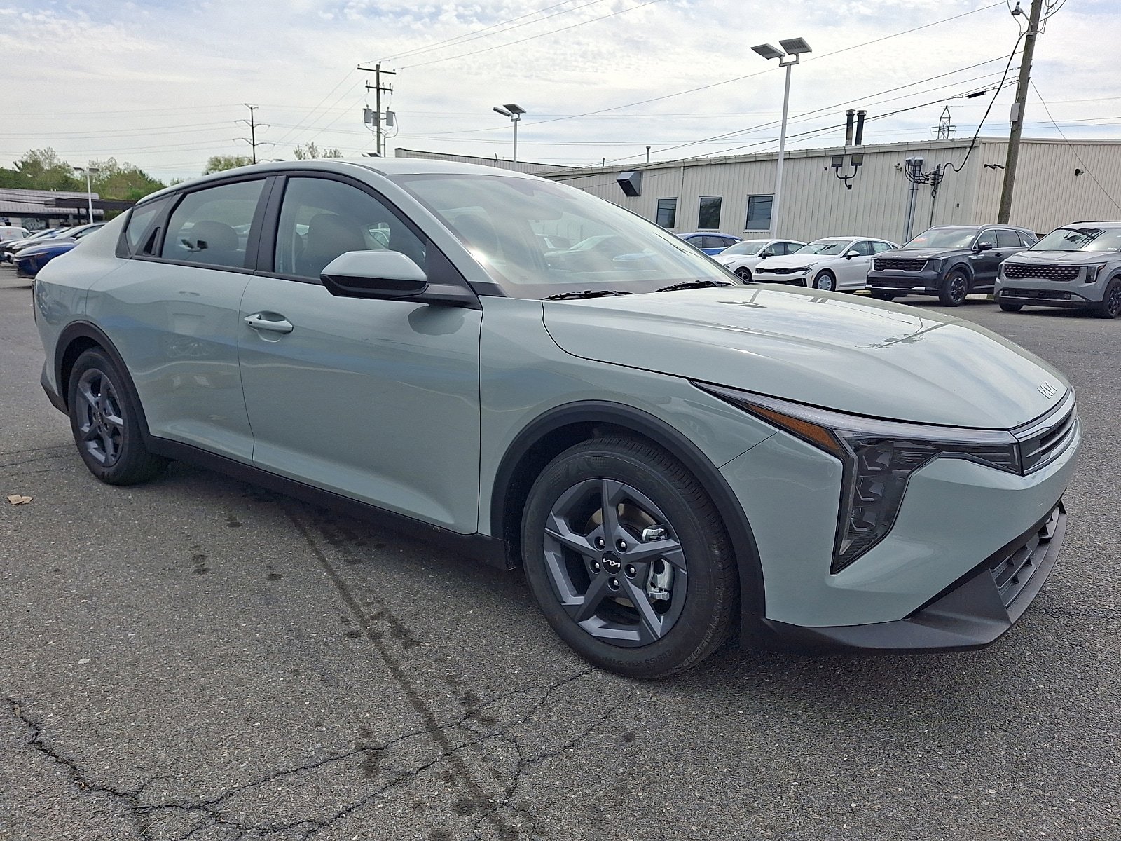 New 2026 Kia K4 FWD image 2