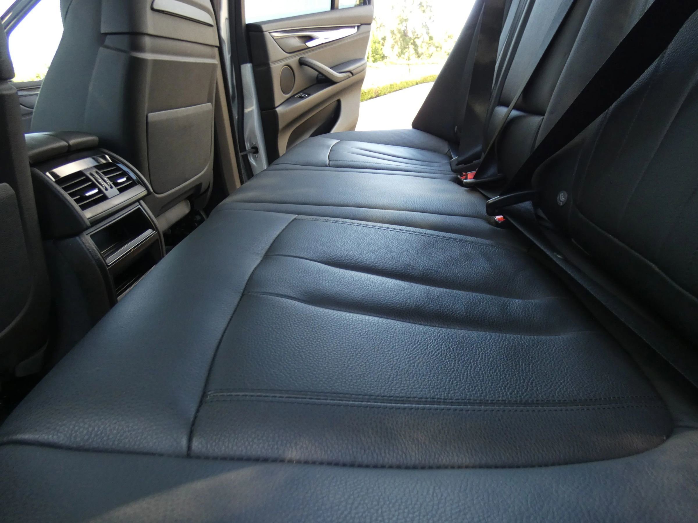 Used 2015 BMW X5 xDrive50i image 46