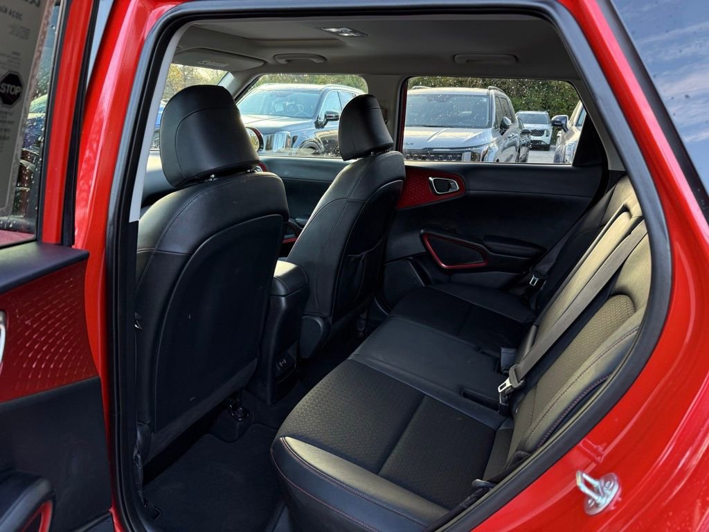 Certified 2024 Kia Soul GT-Line image 11