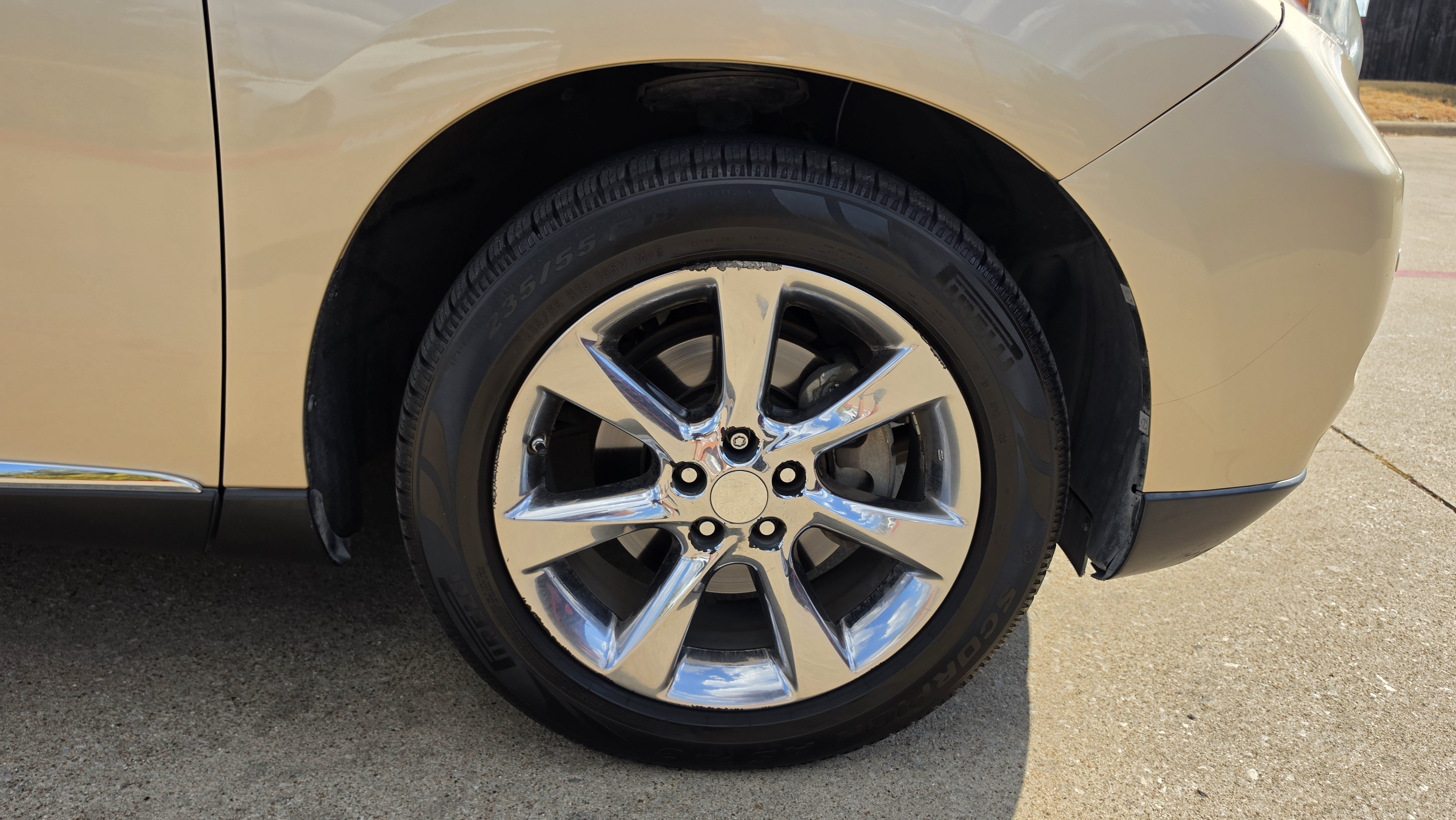 Used 2010 Lexus RX 350 2WD w/ Premium Pkg image 16