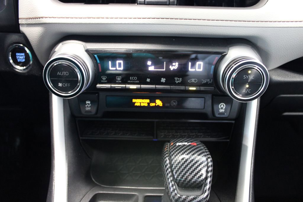 Used 2022 Toyota RAV4 XLE w/ Convenience Package AWD/4WD image 28