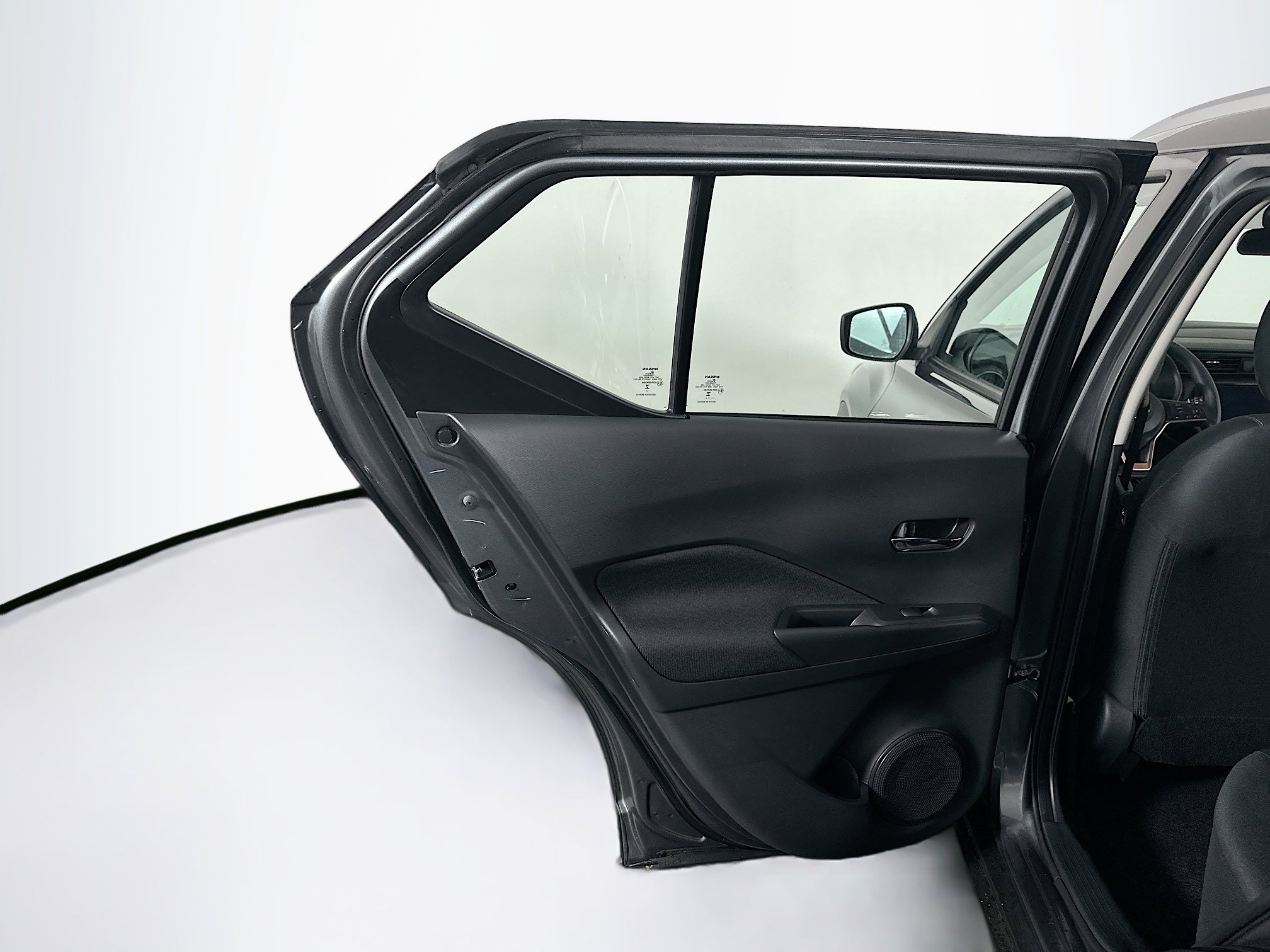 Used 2024 Nissan Kicks SV image 25