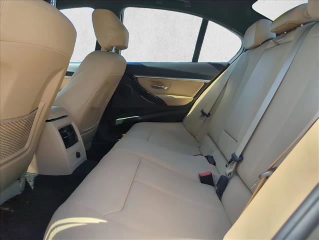 Used 2018 BMW 330i Sedan RWD image 16