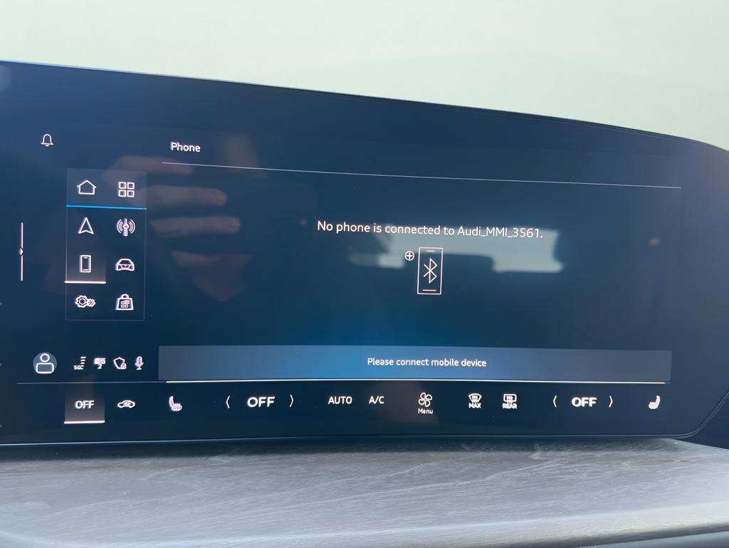 Used 2025 Audi Q5 Premium w/ Convenience Package image 42