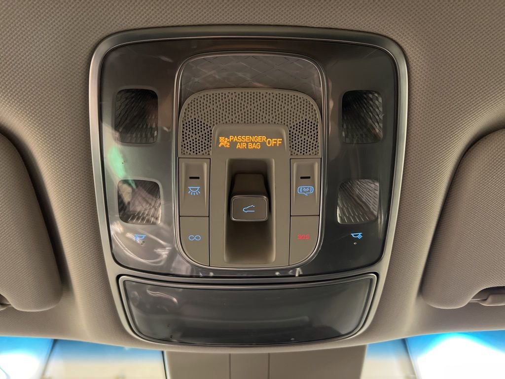 Used 2021 Genesis GV80 2.5T w/ Prestige Package 04 image 27