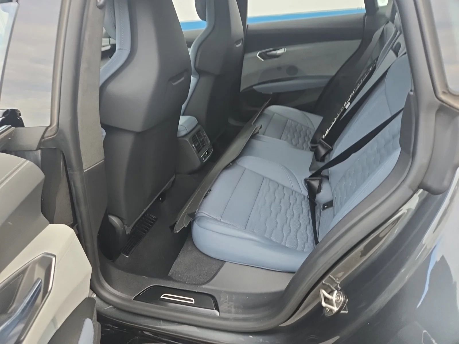 Used 2024 Audi RS e-tron GT image 10