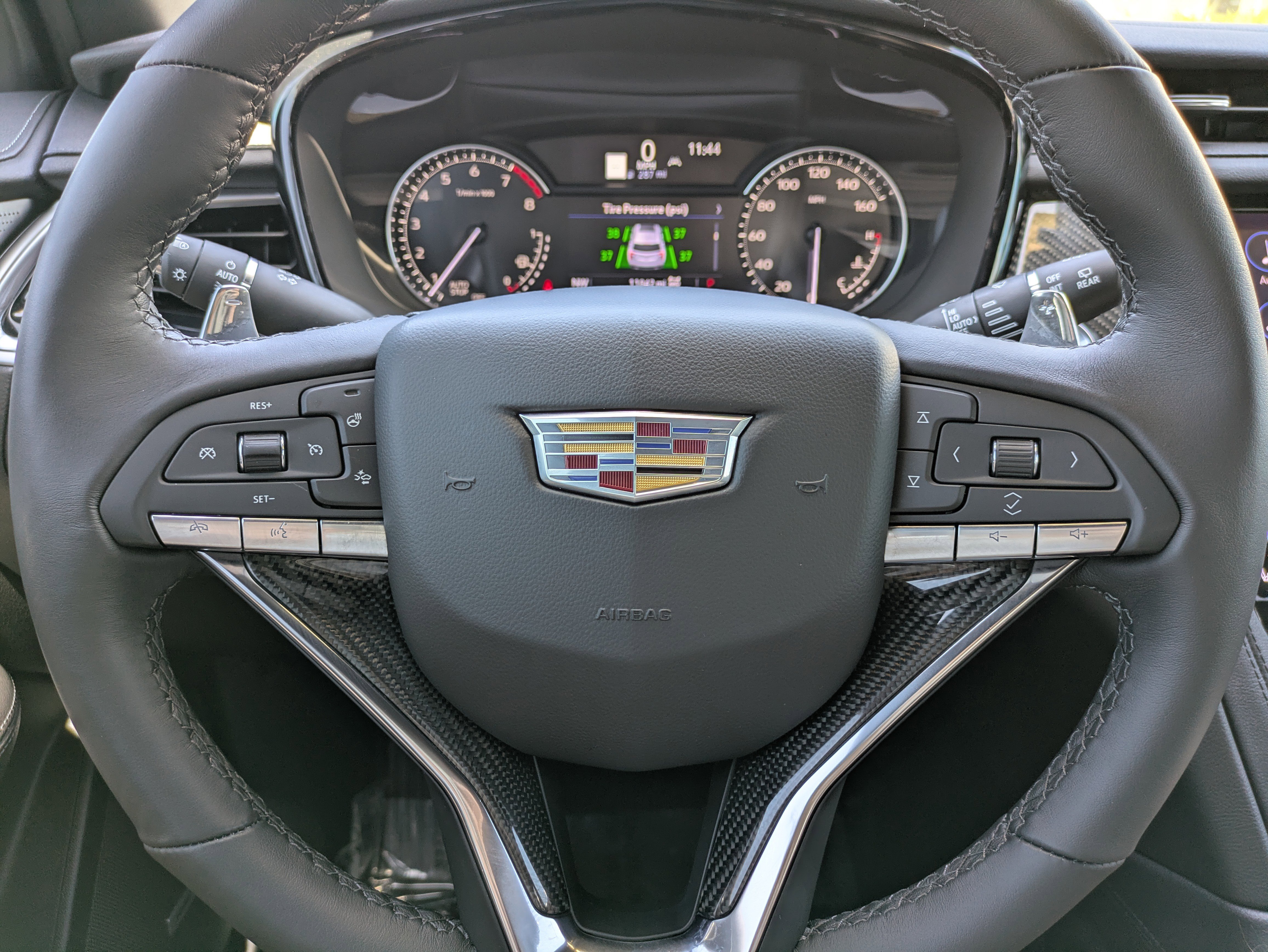 Certified 2025 Cadillac XT6 Sport w/ LPO, Floor Liner Package image 25