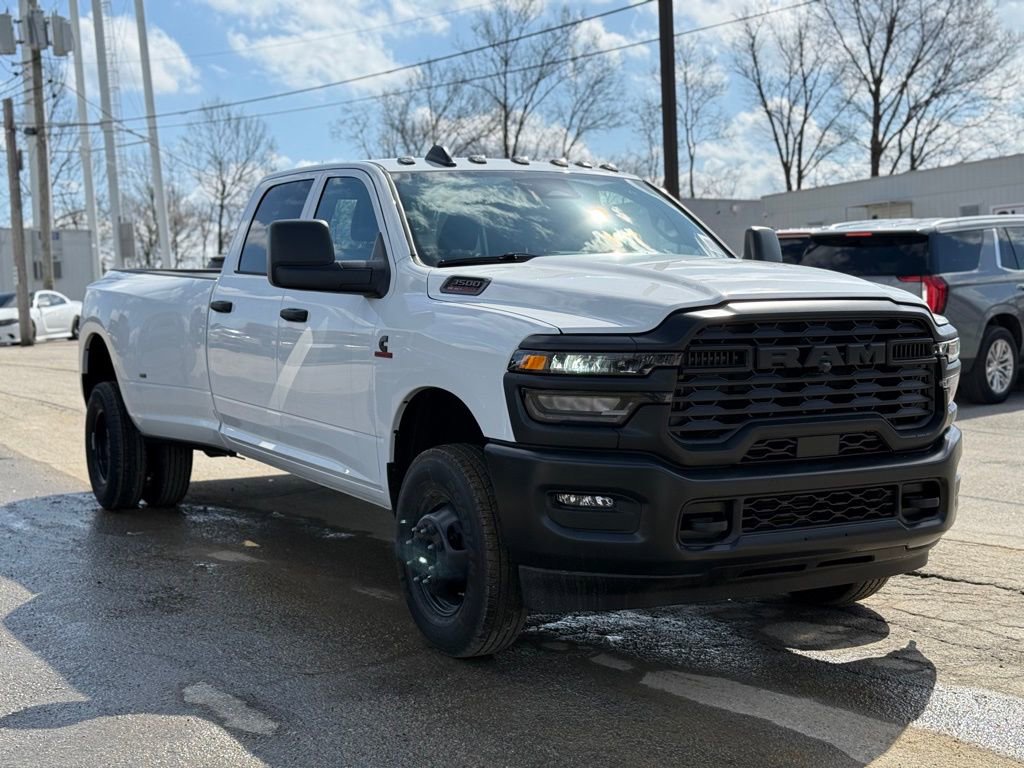 New 2026 RAM 3500 Tradesman image 4
