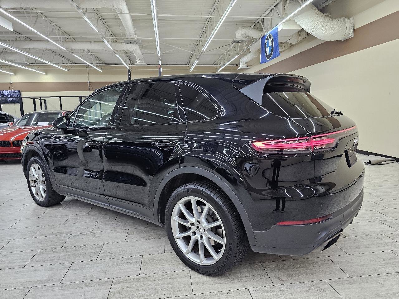 Used 2020 Porsche Cayenne AWD/4WD image 9