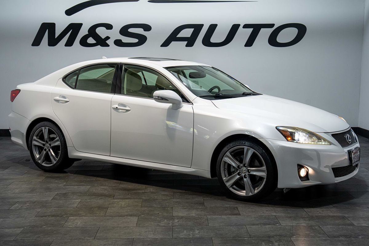 Used 2013 Lexus IS 250 w/ Premium Pkg Value Edition RWD image 19