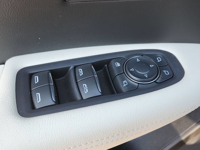 New 2025 Cadillac XT5 Sportv w/ Technology Package AWD/4WD image 12
