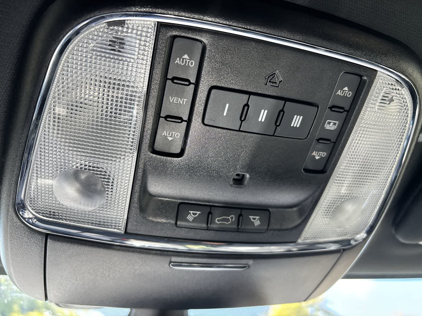 Used 2021 Jeep Grand Cherokee Limited w/ Quick Order Package 28K 80th AWD/4WD image 26