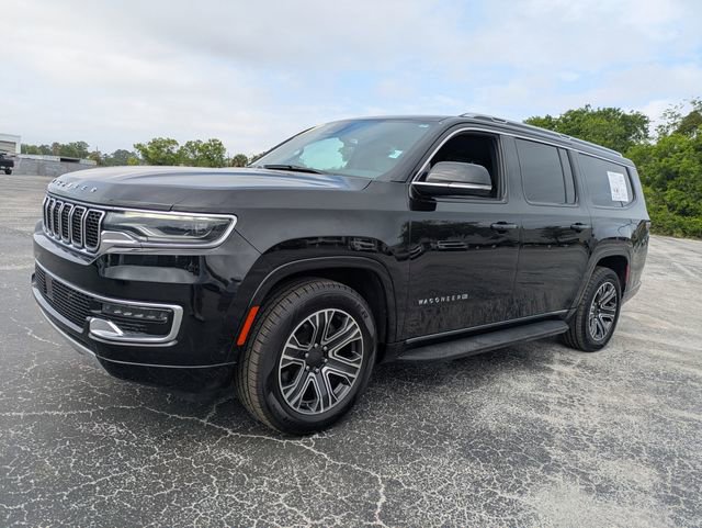 Used 2024 Jeep Wagoneer L Series II w/ Flexible Seating Group RWD image 8
