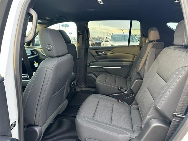 New 2026 Chevrolet Traverse LT w/ LPO, Floor Liner Package image 5