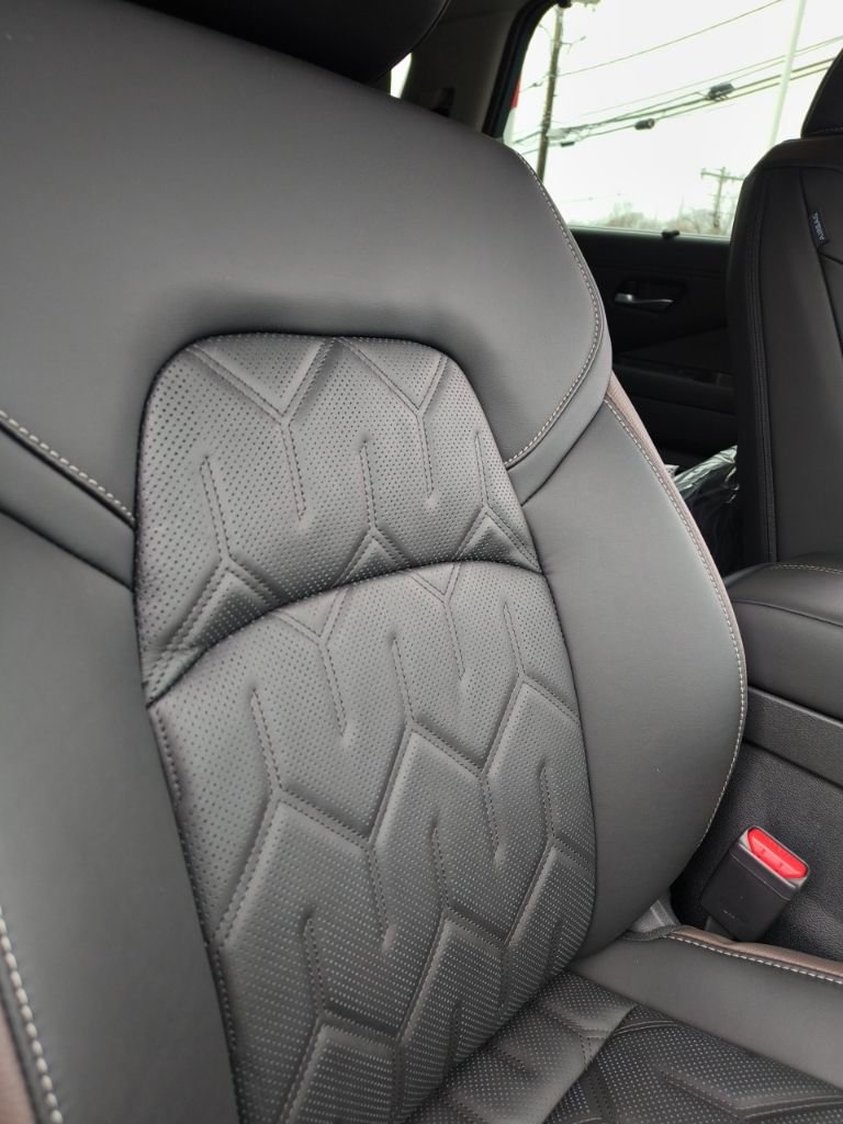 New 2026 Nissan Pathfinder Platinum image 27