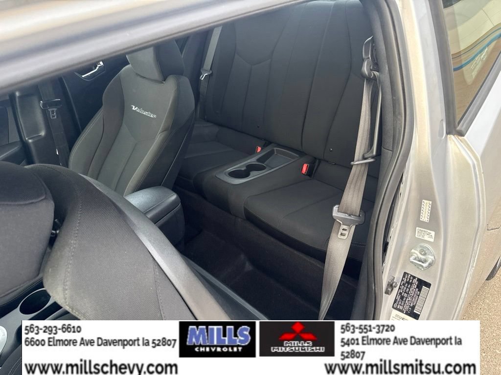 Used 2017 Hyundai Veloster Value Edition FWD image 13