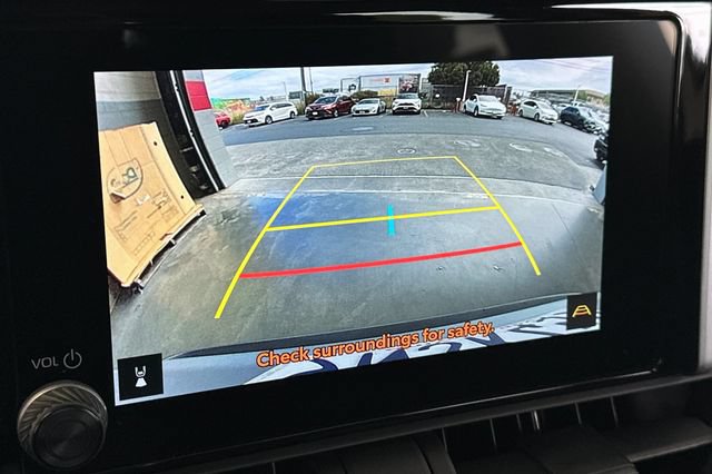Certified 2024 Toyota RAV4 LE FWD image 24