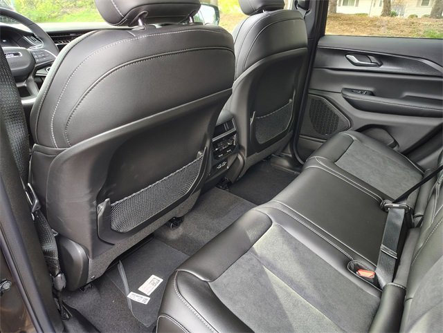 New 2025 Jeep Grand Cherokee Altitude image 31