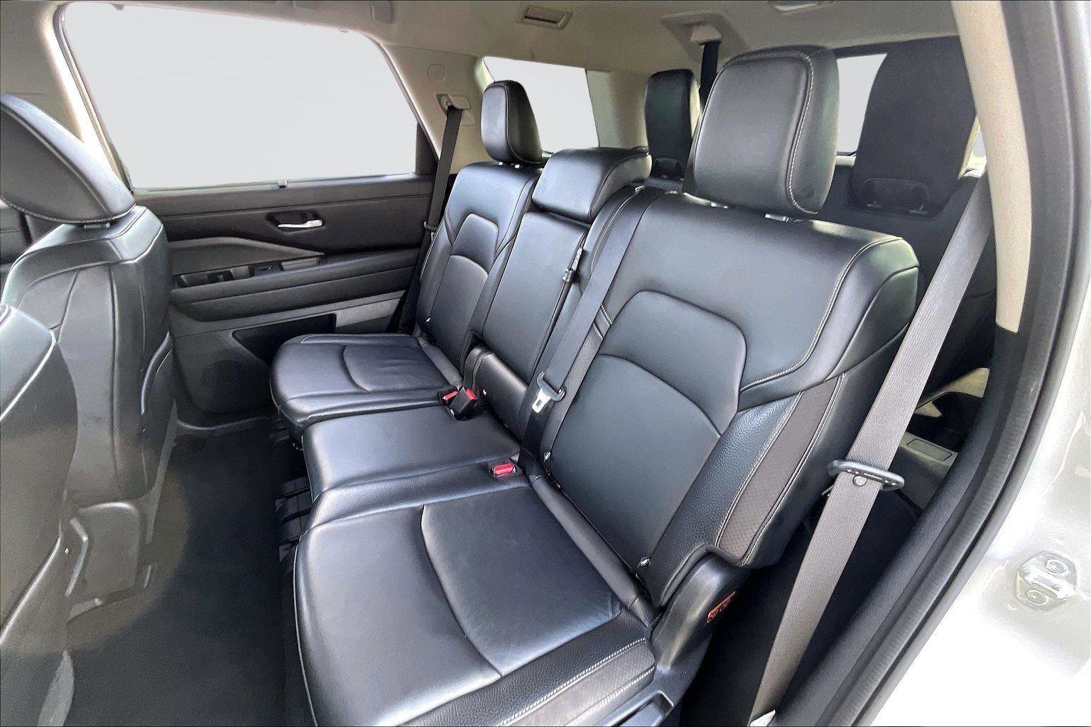 Certified 2022 Nissan Pathfinder SL image 25