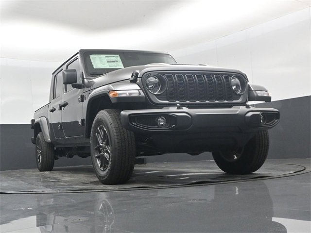 New 2025 Jeep Gladiator Sport image 42