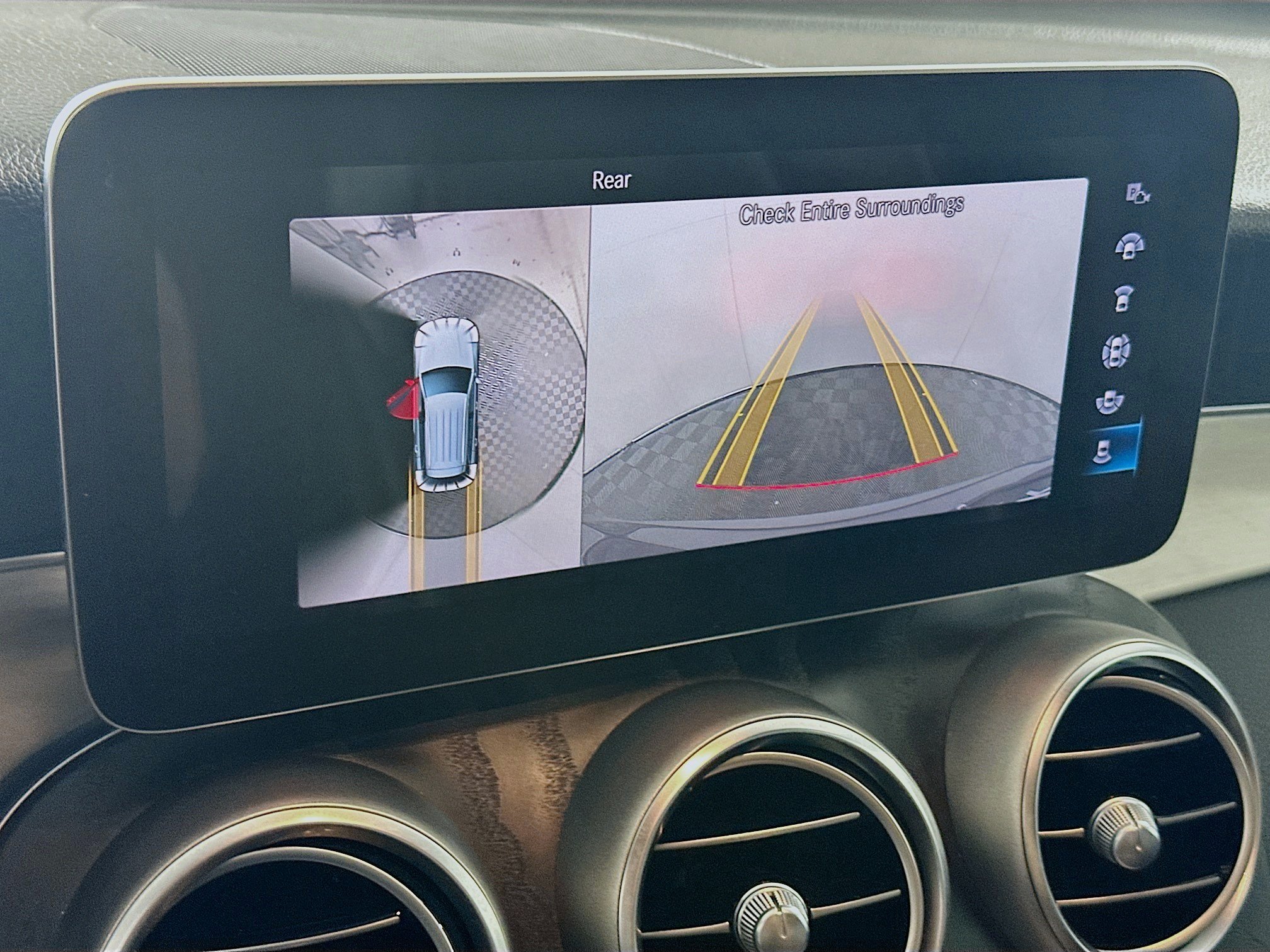 Used 2020 Mercedes-Benz GLC 300 image 22