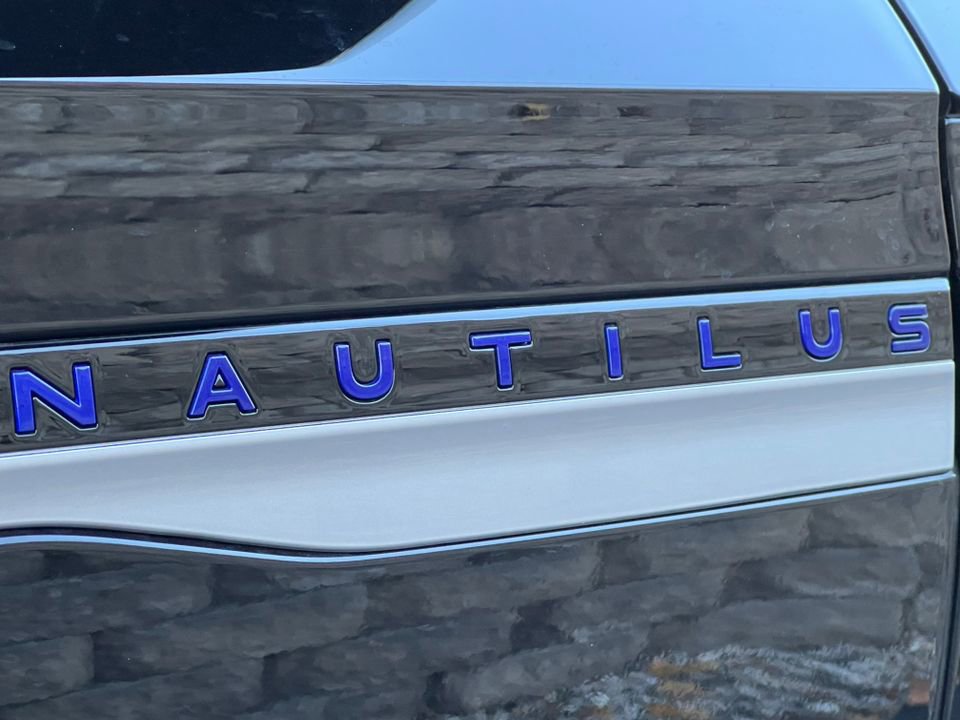 New 2026 Lincoln Nautilus Premier w/ Equipment Group 102A AWD/4WD image 2